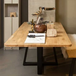 240 cm breiter Esszimmertisch aus Eichenholz - Serinina