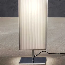 160 cm hohe Stehleuchte in eckigem Design - Calivias