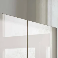 236 cm hoher Kleiderschrank mit acht Türen - Dilacco