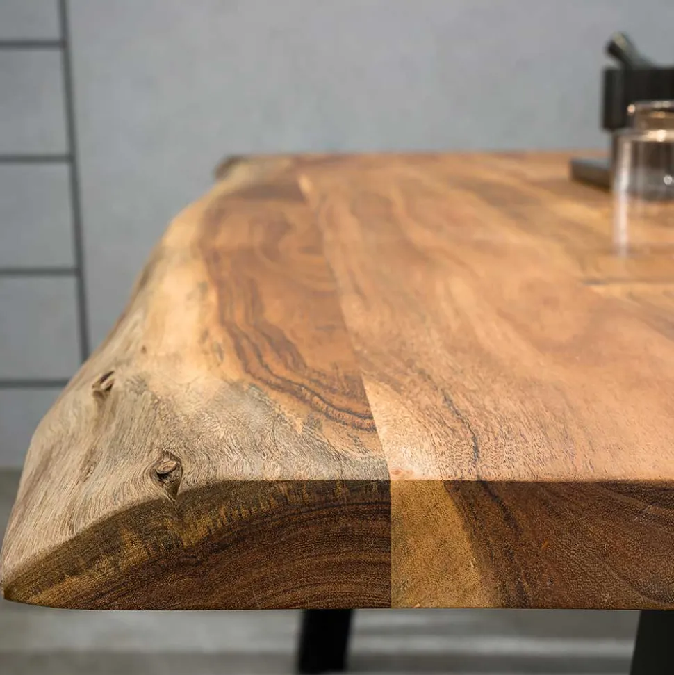 Akazien Esstisch mit Baumkanten - Rai