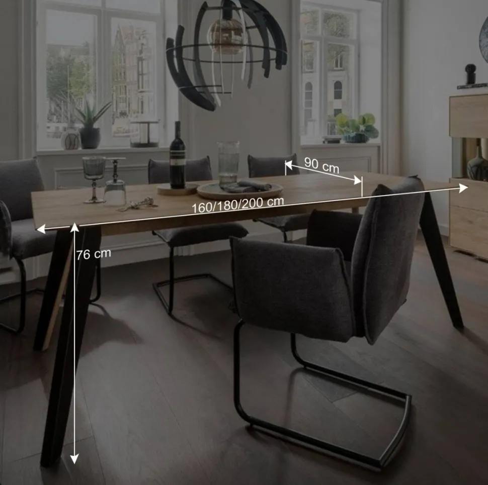 Asteiche Esstisch mit Schweizer Kante - Clenza