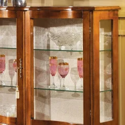 Barock Vitrine 2-türig Agosto mit Nussbaum Furnier