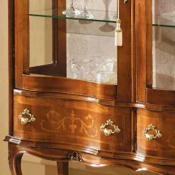 Barock Vitrine 2-türig Agosto mit Nussbaum Furnier