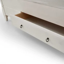 Bett Caneon in Weiß Grau