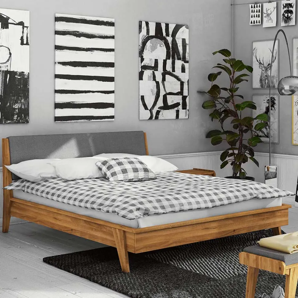 Bett mit 210cm Länge aus Wildeiche - Hardus