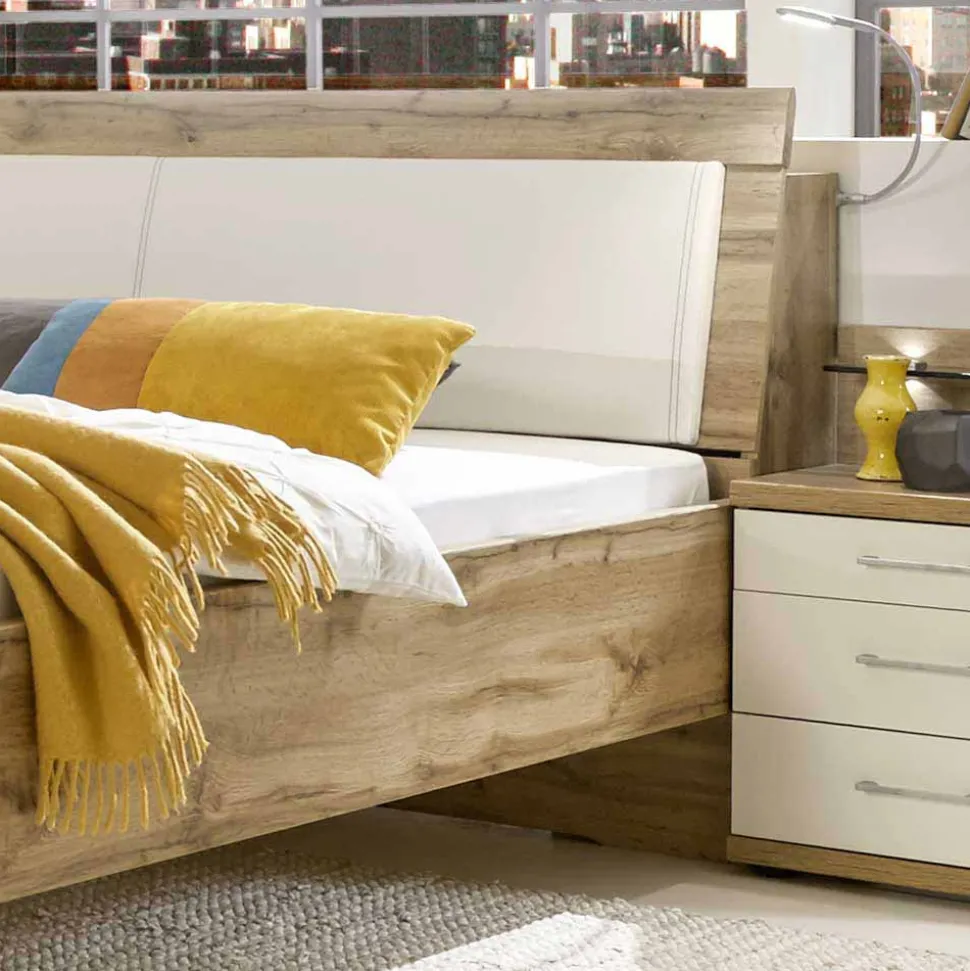 Bett Neriman mit Bettkasten im Kopfteil