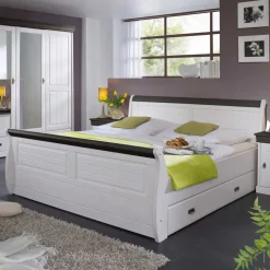 Bett Pisino im Landhausstil