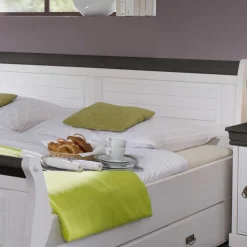 Bett Pisino im Landhausstil