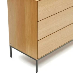 Breite Schubladen-Kommode in Eichefarben - Utperio