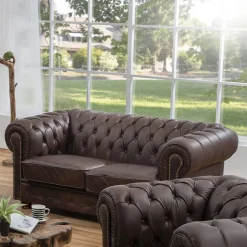 Chesterfield Couch aus Echtleder - Pluna