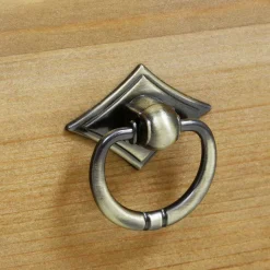 178cm hohes Kiefernholz Regal mit 4 Fächern - Vinidad