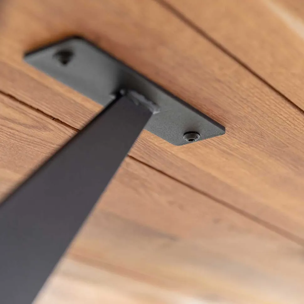 Eleganter Esszimmertisch aus massivem Eichenholz - Licium