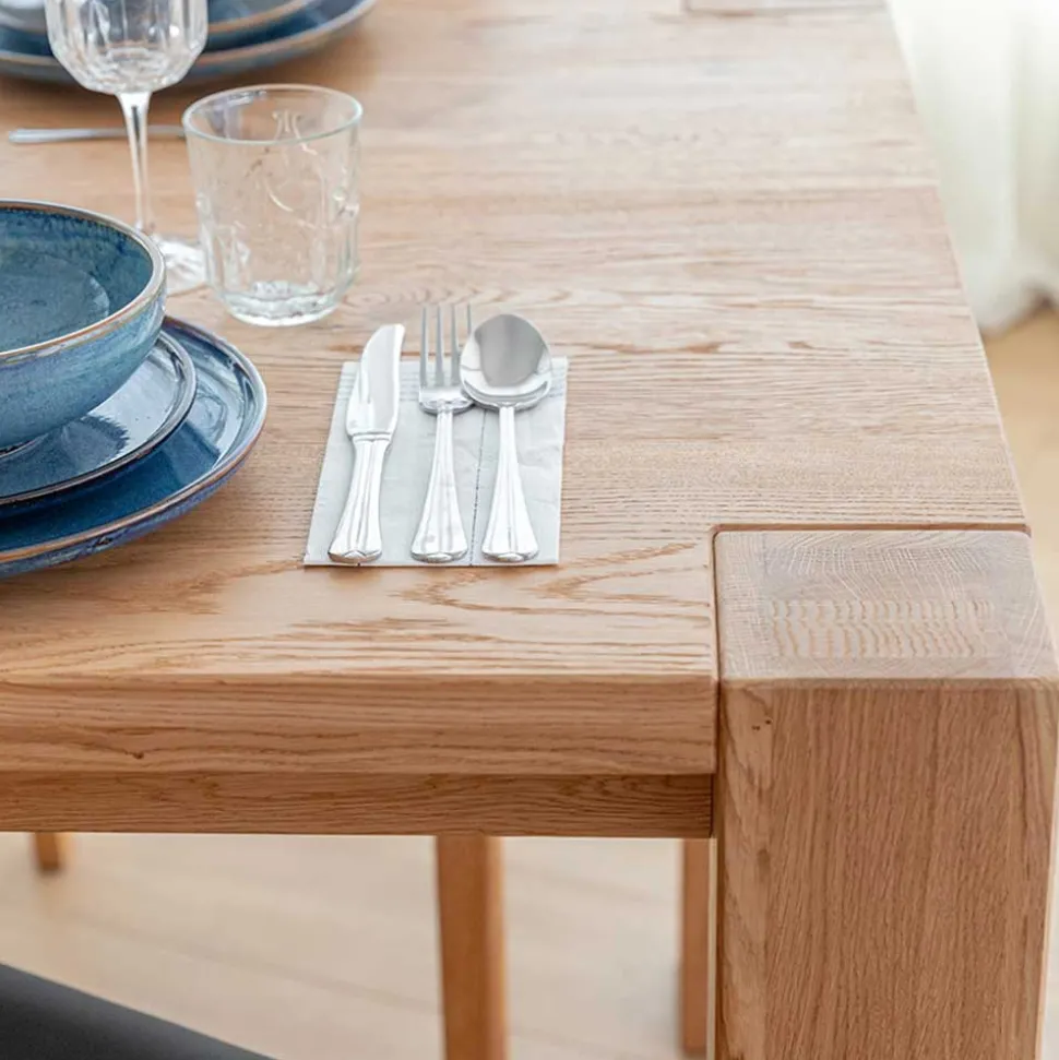 Esstisch aus geöltem Eiche Massivholz - Algera