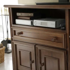Fernseher Unterschrank in Walnussfarben - Manicos