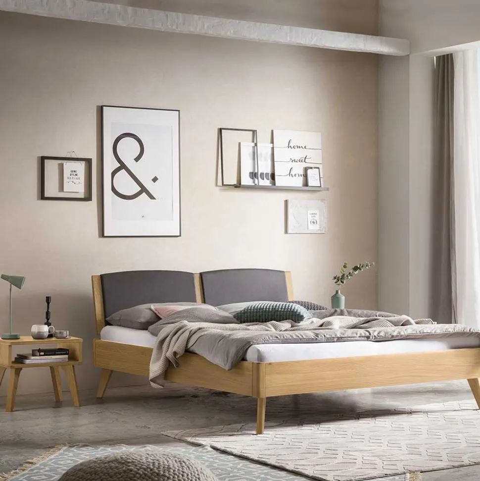 Helles Eichebett mit Kunstleder Kopfteilpolstern - Vrona