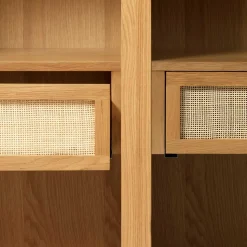 Helles Highboard mit Glas in Natur - Saltenas