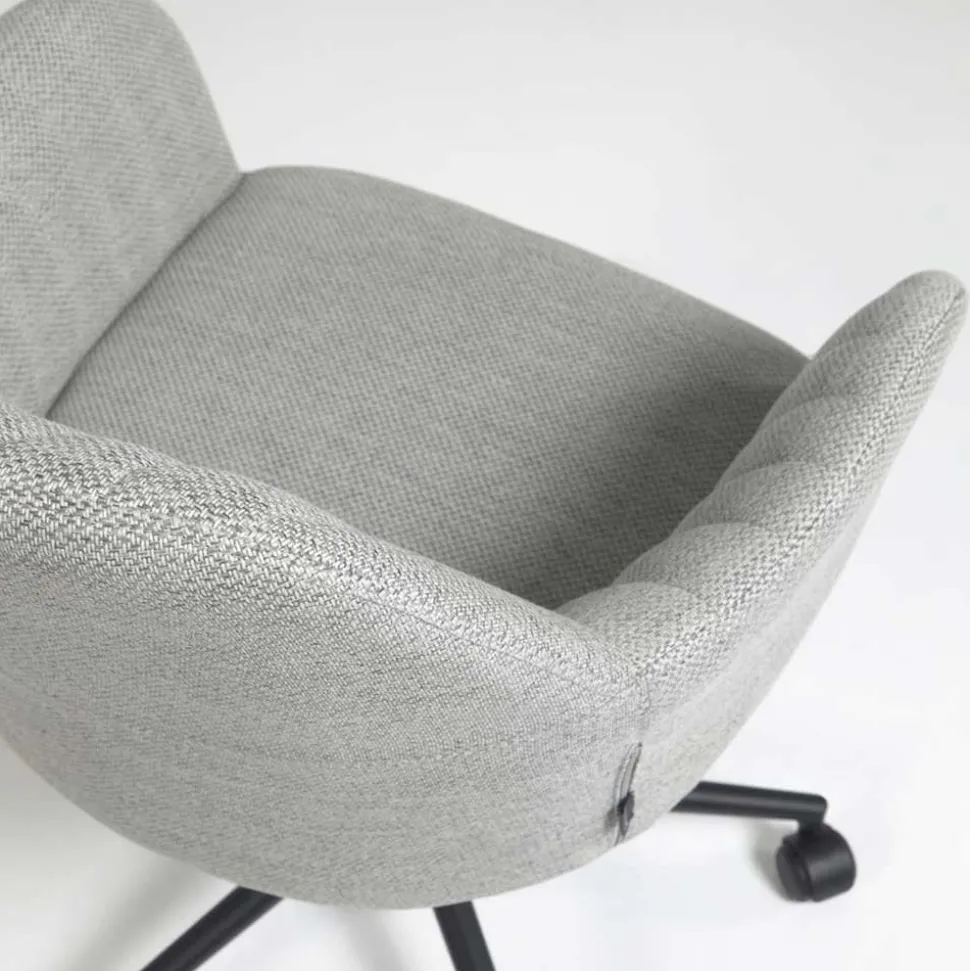 Hellgrauer Bürostuhl mit Armlehnen - Ubinro