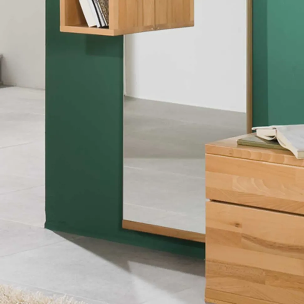 Hoher Spiegel Wislama mit Regalelement