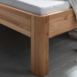 Holzbett mit Kopfteil aus Kernbuche - Izmaldon