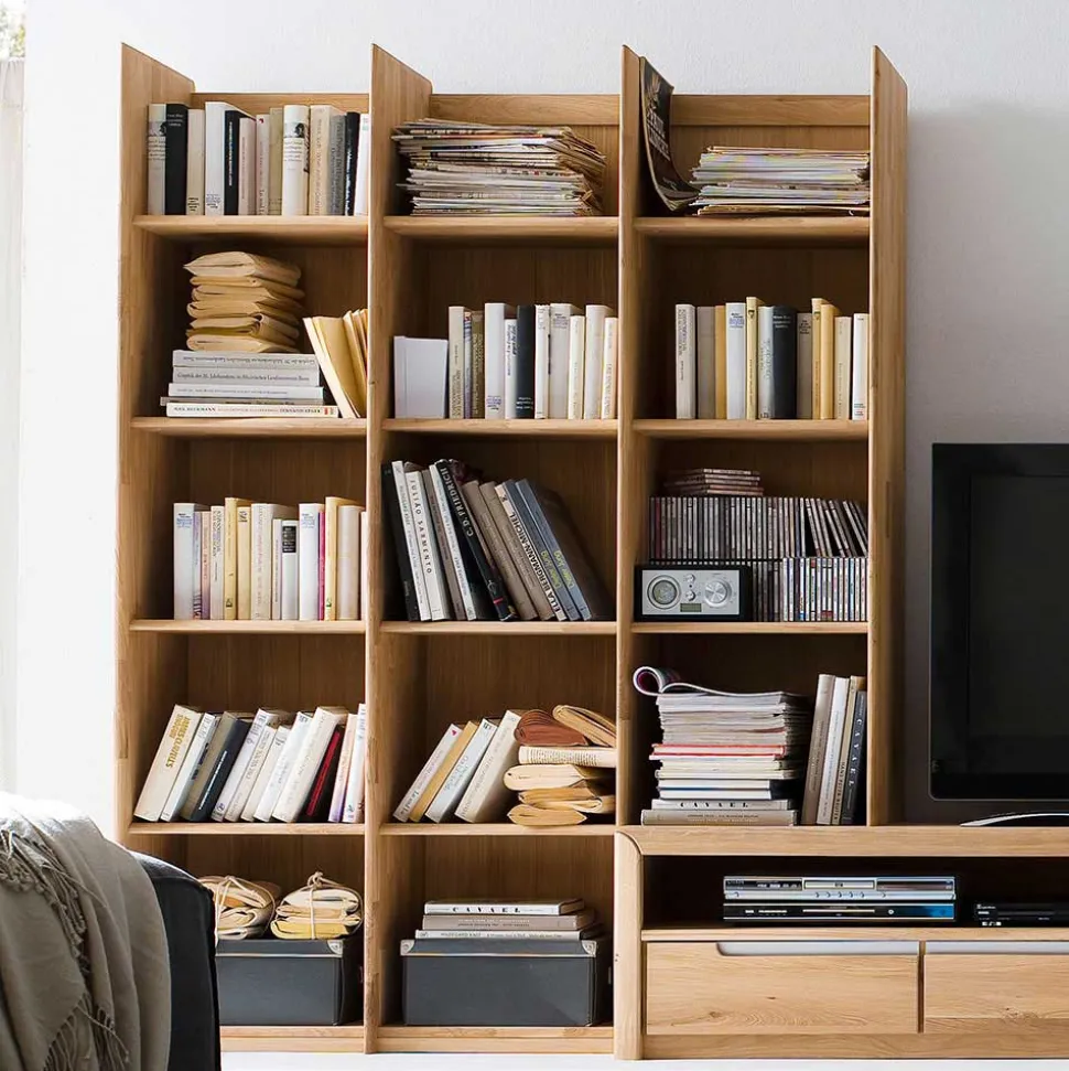 Holzregal Croconia aus Wildeiche Massivholz