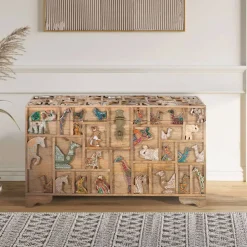 Holztruhe mit Tieren dekoriert - Widama