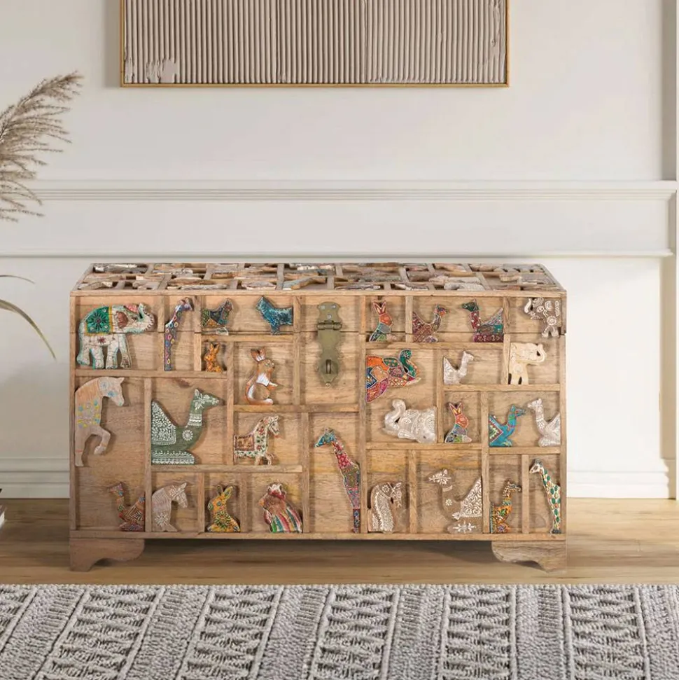 Holztruhe mit Tieren dekoriert - Widama