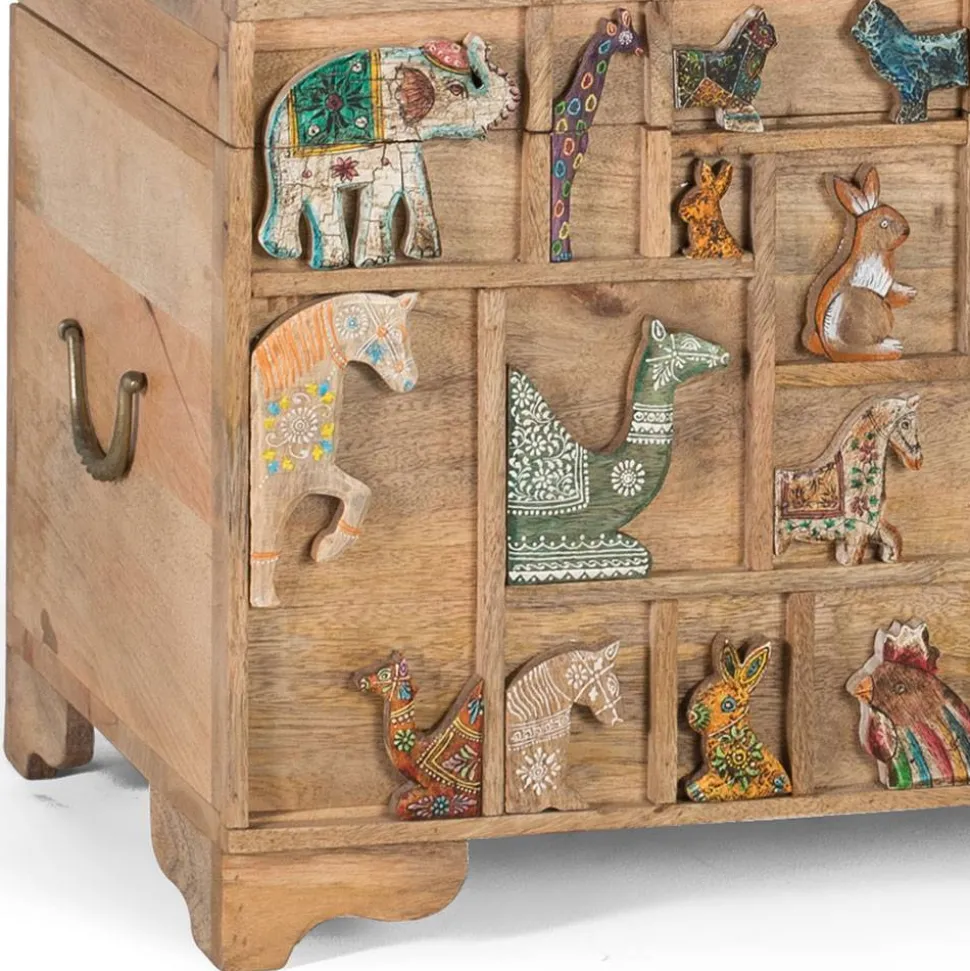 Holztruhe mit Tieren dekoriert - Widama