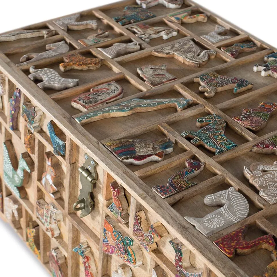 Holztruhe mit Tieren dekoriert - Widama