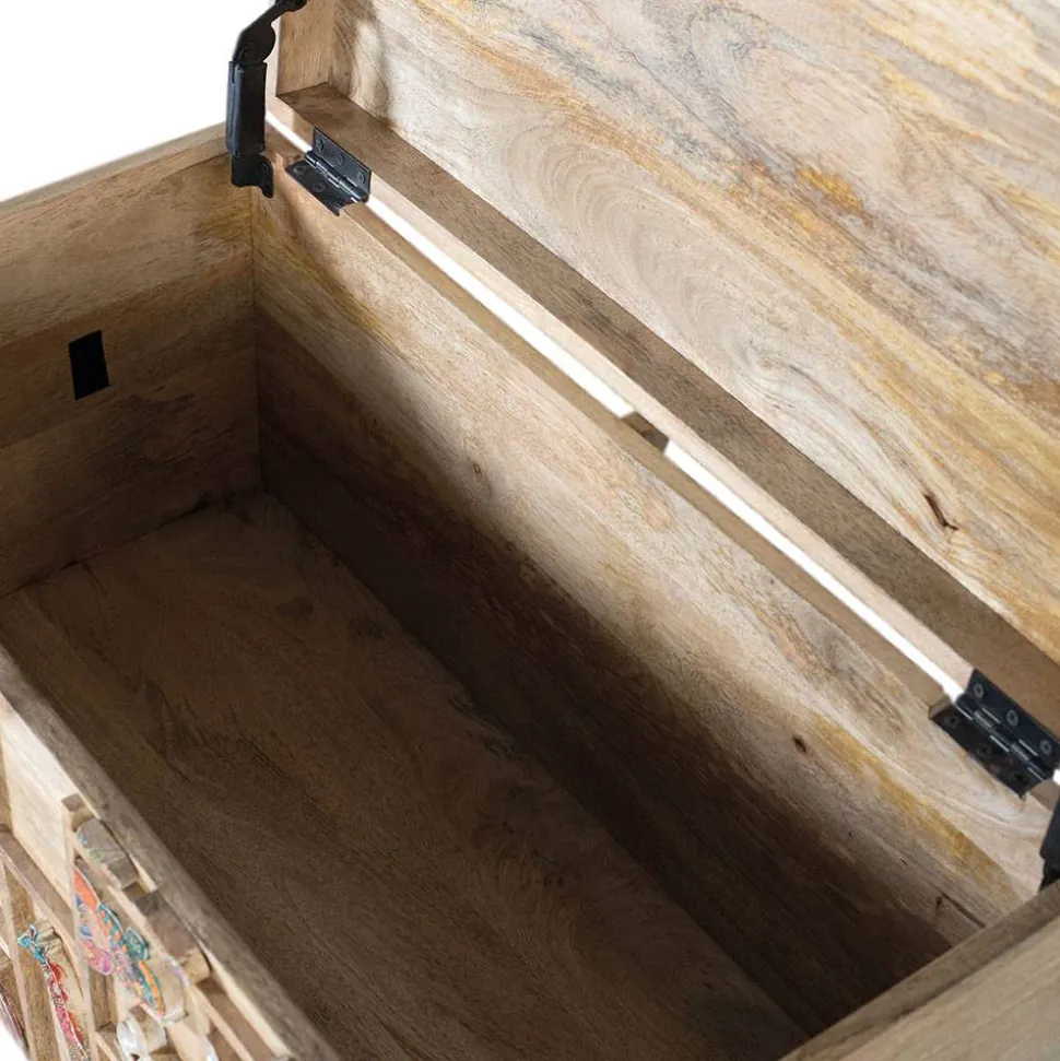 Holztruhe mit Tieren dekoriert - Widama