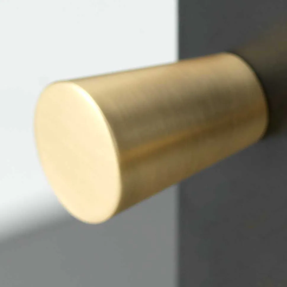 Industrial Vitrine aus Metall in Schwarz - Sitra