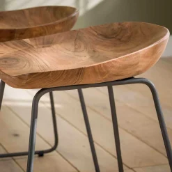 Küchenhocker mit Holzsitz & Bügelgestell - Ise (2er Set)