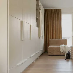 Kleiderschrank in Hellgrau - Anela