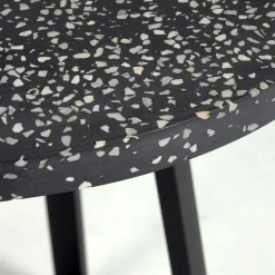 Kleiner Tisch in Rund aus Terazzo Stein - Gracelino