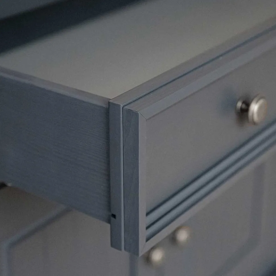 Landhaus Vitrinenschrank in Grau und Eiche - Witenga