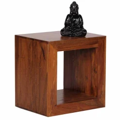 Markanter Regalwürfel Hoslo breite Konturen