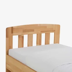 Massivholzbett Greeno mit Kopf- und Fußteil