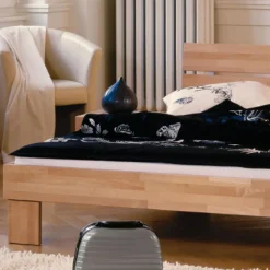 Massivholzbett Logan aus Buche