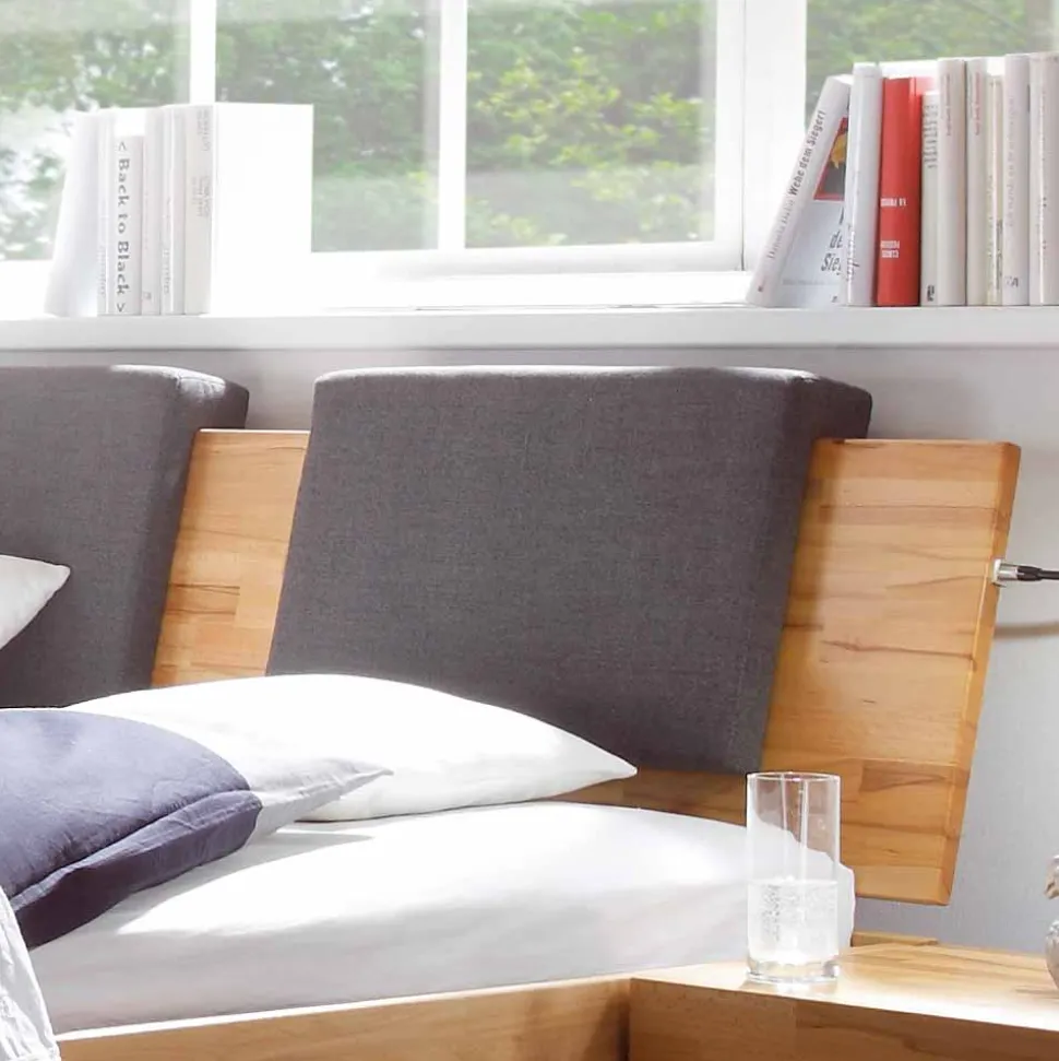 Massivholz-Doppelbett Brodivana mit Bettschubladen