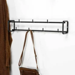 Minimalistische Hängegarderobe aus Stahl - Creemas
