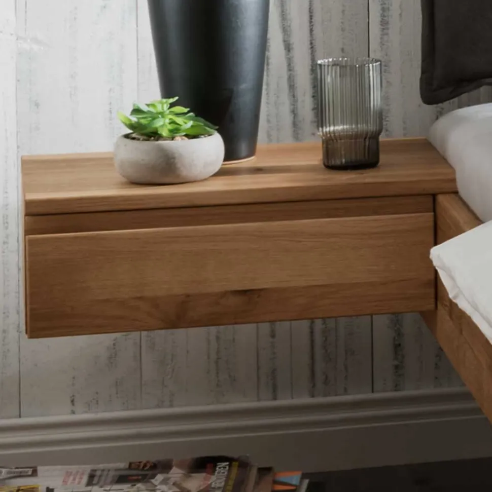 Moderne Bettanlage aus Wildeiche - Esvilda (dreiteilig)