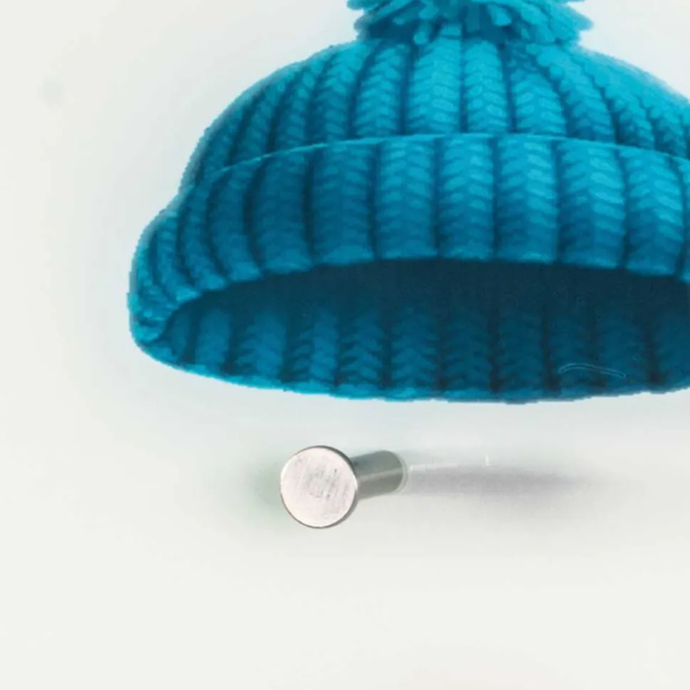 Moderne Glas Hängegarderobe mit bunten Mützen - Trujano