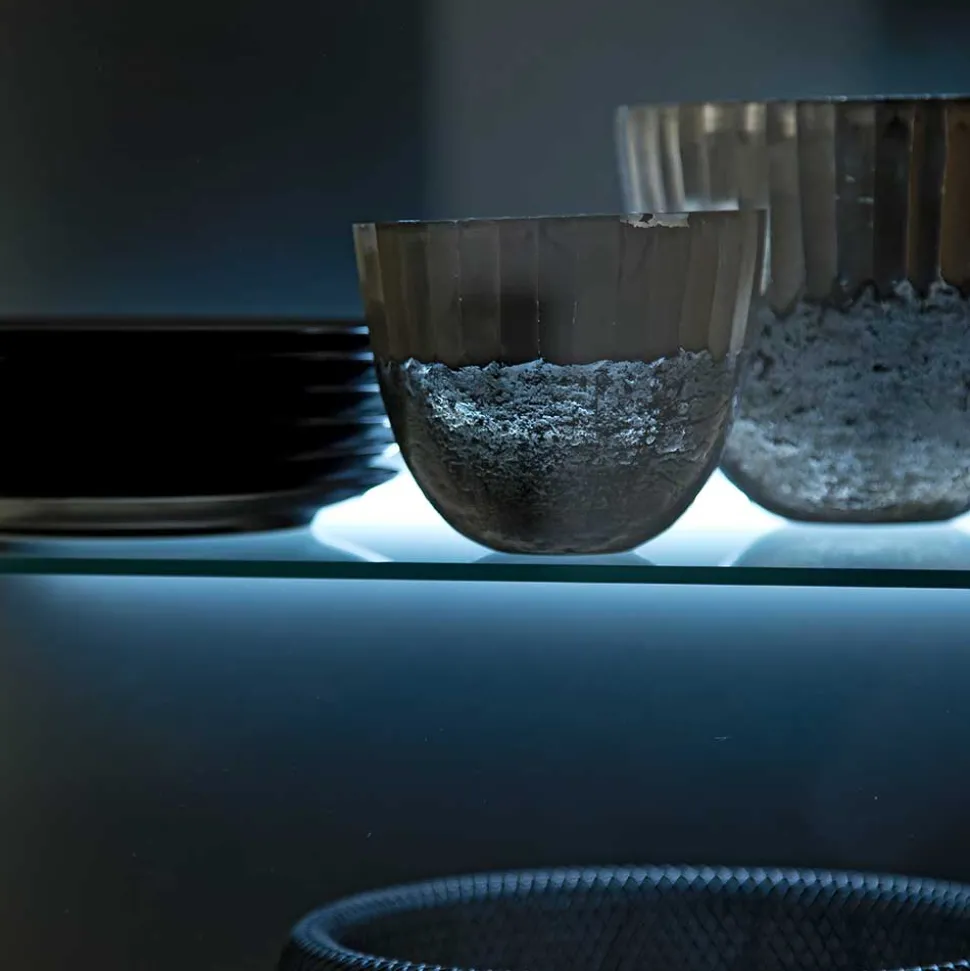 Modernes Eiche Sideboard mit Glaseinsätzen - Assela