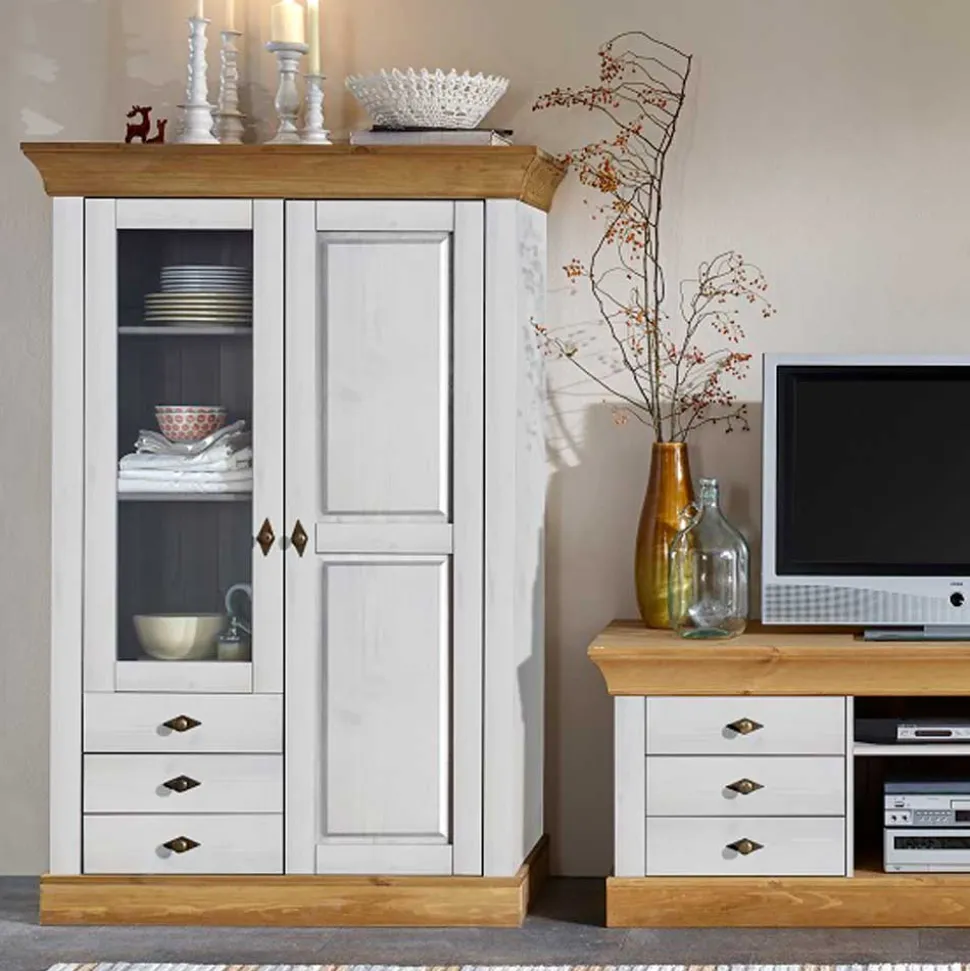 Niedrige Vitrine Sibiuta im Landhaus Look