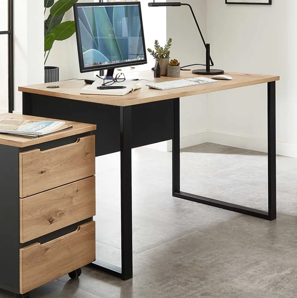 Office Schreibtisch mit Kabeldurchlass - Kuetra