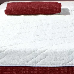 Rotes Sofa mit Schlaffunktion & Bettkasten - Atan