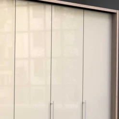 Schlafzimmerkleiderschrank mit sechs Schubladen - Rativian