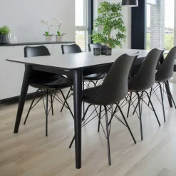 Schwarze Küchenstühle mit Schalensitz - Verbandro (2er Set)