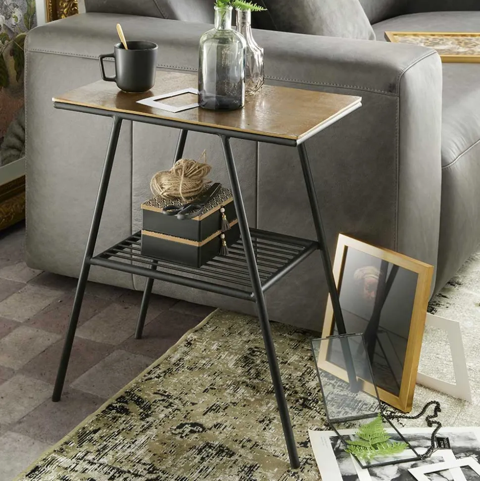 Schwarzer Beistelltisch mit Gitterablage - Lionica