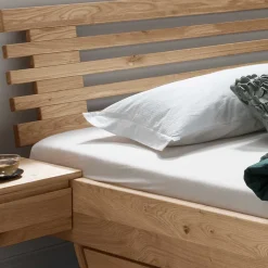 Schwebebett mit Stauraum aus Wildeiche - Zennian