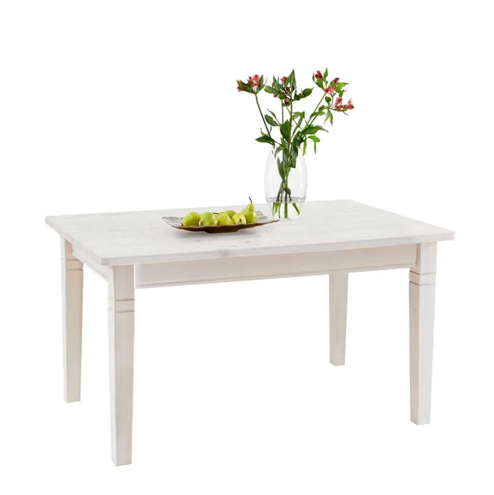 Skandinavischer Holztisch Onesti im Landhausstil